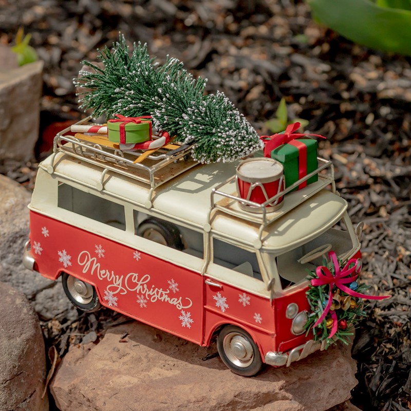 Zaer Ltd. International 1970's Inspired Christmas Bus with Wreath & Gifts ZR191838