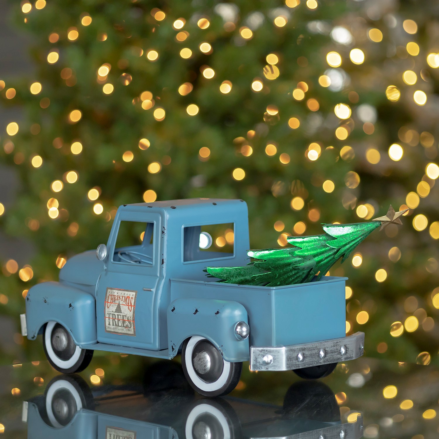 Iron Christmas Old Style Truck with Tree in Soft Green