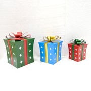 Zaer Ltd. International Set of 3 Assorted Christmas Gift Boxes with Twinkle Stars Garden Stakes ZR210606-SET View 3