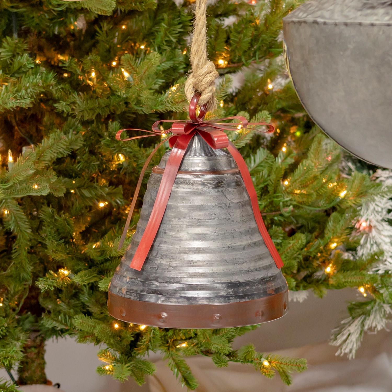 Tree (Sm) - 7 Small Bells - Belsnickel Enterprises