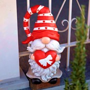 Zaer Ltd. International "The Valentinos" Set of 6 Assorted Valentine's Day Garden Gnomes ZR210000-SET View 4