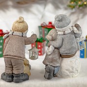 Zaer Ltd. International Set of 2 Tushka Figurines with Lanterns Playing in Snow "Snow Day" ZR960394-SET View 6