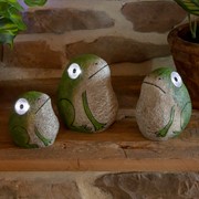 Zaer Ltd International Pre-Order: Set of 3 Solar "Rock" Frogs with Light Up Eyes VA100005-SET View 7