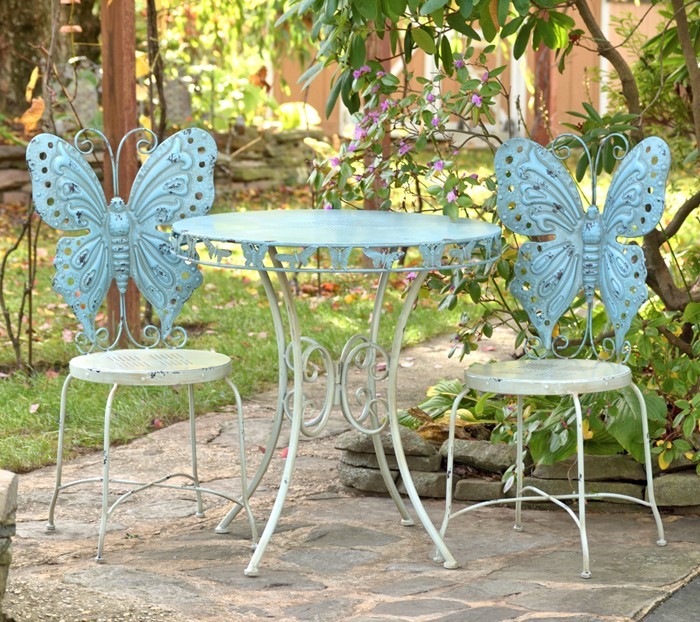 Butterfly Bistro set w/ 2 chairs